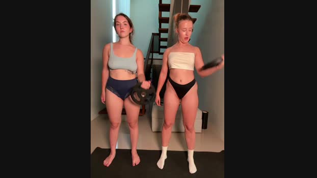 Nura_n_Sarah StripChat Female 12-03-2025