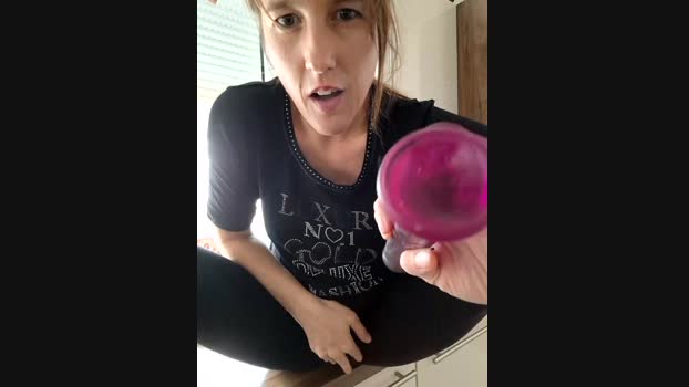 SexyLayla1 StripChat Female 12-03-2025