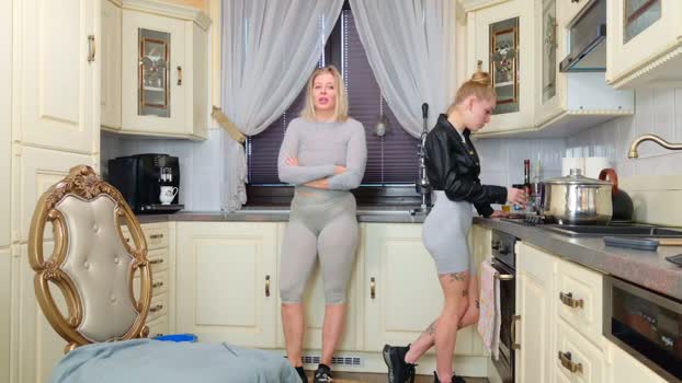 TUNDEROSE1 StripChat Female 12-03-2025