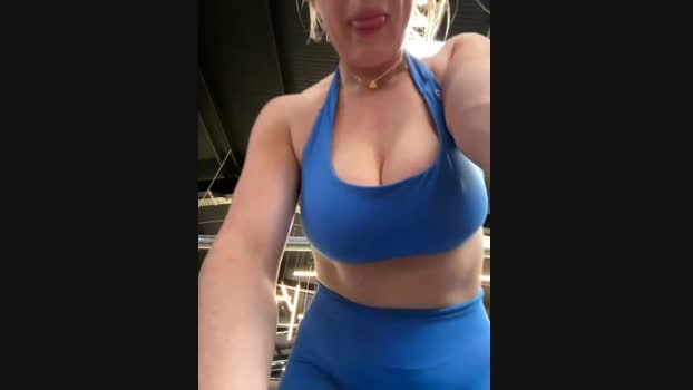 oliviafranciis StripChat Female 12-03-2025