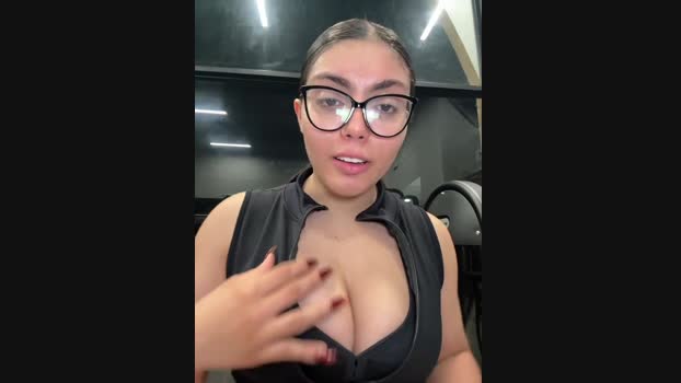 zui_lu StripChat Female 11-03-2025