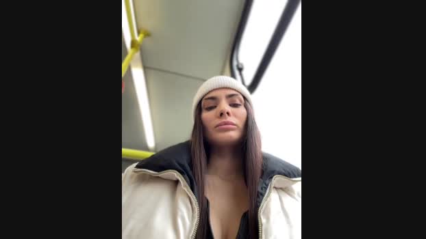 Accole StripChat Female 13-03-2025