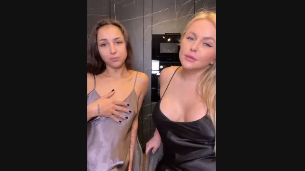 Keep_us_wild StripChat Female 12-03-2025