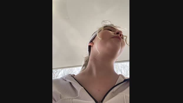 KikiWatson StripChat Female 13-03-2025