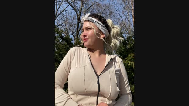 KikiWatson StripChat Female 13-03-2025