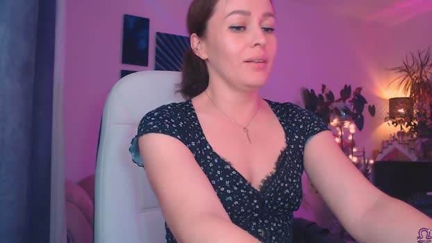 QueenANNYA MyFreeCams Female 12-03-2025