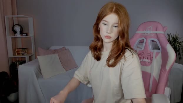 leahsthetics Chaturbate Female 12-03-2025