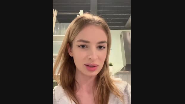 EvieEvans StripChat Female 13-03-2025