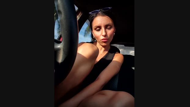 Izabella_Bella StripChat Female 14-03-2025