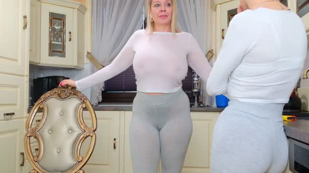 TUNDEROSE1 StripChat Female 14-03-2025