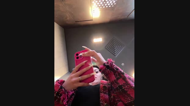 Wet__Bunny StripChat Female 13-03-2025