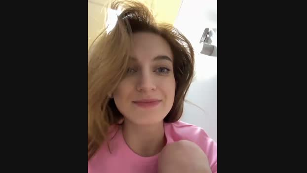 -AngelAri- StripChat Female 14-03-2025