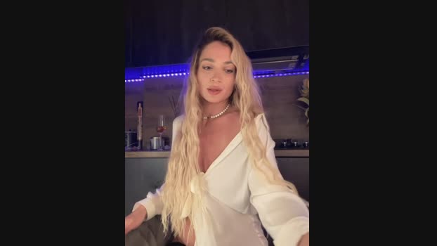 Ivy_Bae StripChat Female 14-03-2025