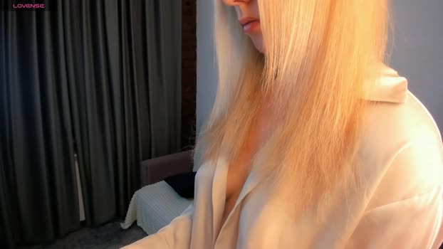 LillaMann StripChat Female 14-03-2025