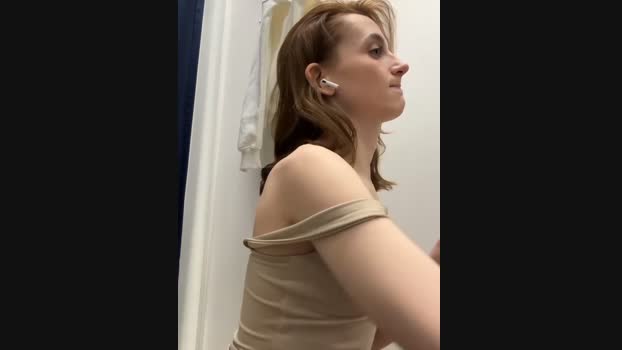 -AngelAri- StripChat Female 16-03-2025