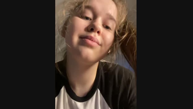 HornyGirlH StripChat Female 15-03-2025