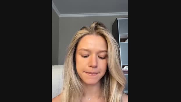 JessIsLove StripChat Female 15-03-2025