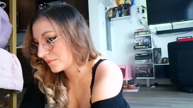 KinkyMarisol MyFreeCams Female 15-03-2025