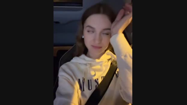 -AngelAri- StripChat Female 16-03-2025