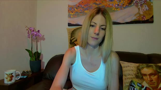 ElliPoole MyFreeCams Female 16-03-2025
