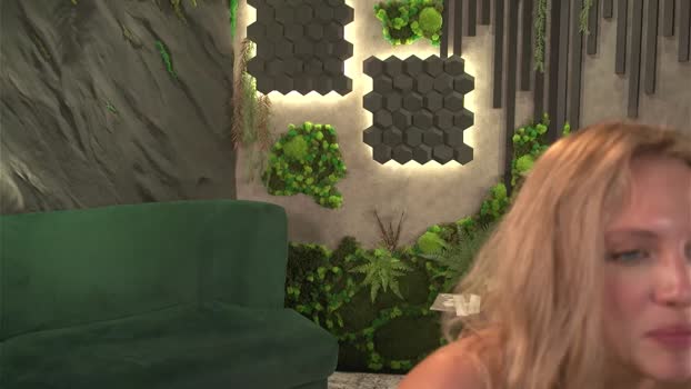 roselyn_rose Chaturbate Female 16-03-2025