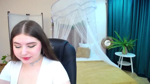 Juicyylips MyFreeCams Female 17-03-2025