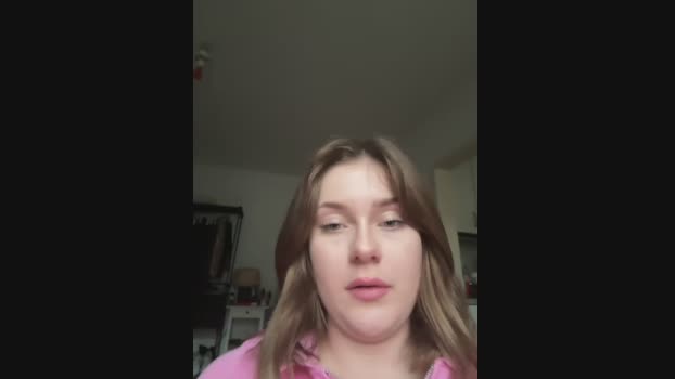 MaribelRiver StripChat Female 17-03-2025