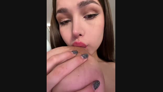 stefannichka StripChat Female 17-03-2025