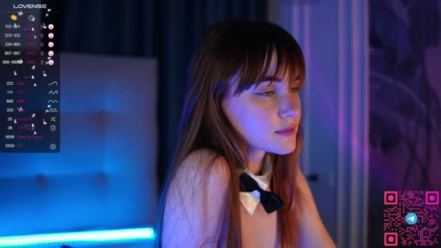 falinebenny Chaturbate Female 19-03-2025