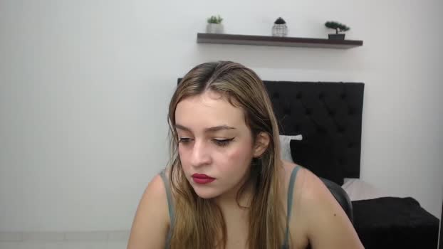 CamilleDucan MyFreeCams Female 21-03-2025