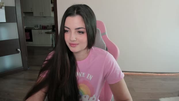 wow_peach MyFreeCams Female 22-03-2025