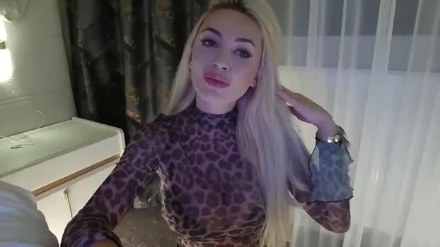 BlondeIsBack MyFreeCams Female 22-03-2025