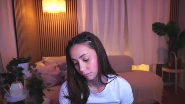 Naomii18 MyFreeCams Female 22-03-2025