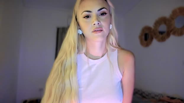 vivianishere MyFreeCams Female 26-03-2025