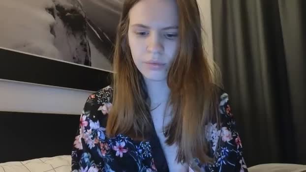 Yuri_elfie MyFreeCams Female 27-03-2025