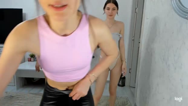 dirtygirls99 Chaturbate Female 26-03-2025