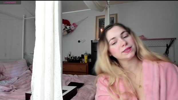 lolypopbubble MyFreeCams Female 26-03-2025