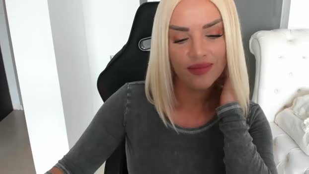 Allesia_ MyFreeCams Female 28-03-2025