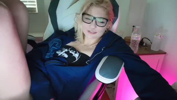 DuckChan0 MyFreeCams Female 28-03-2025