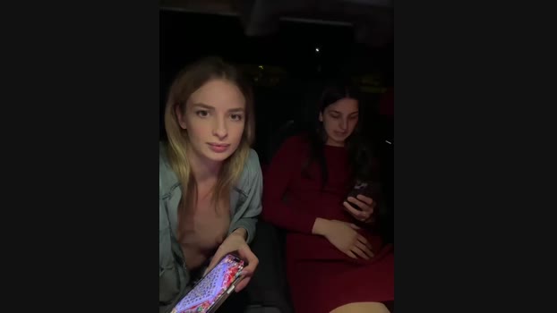 DoriDeluxe66 StripChat Female 28-03-2025