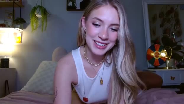 Em_babyxx MyFreeCams Female 29-03-2025