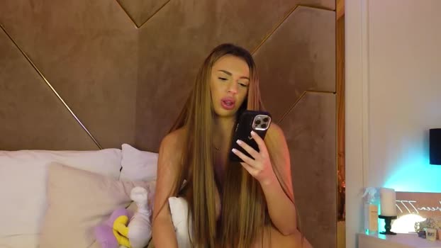 Serena_Devine MyFreeCams Female 31-03-2025