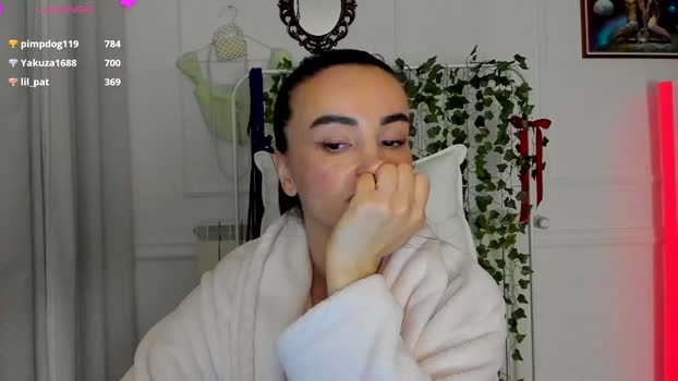 AlyssiaKENT1 MyFreeCams Female 01-04-2025