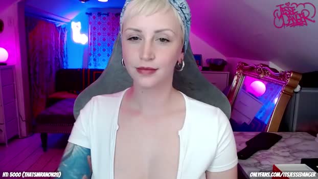 JesseDanger MyFreeCams Female 02-04-2025