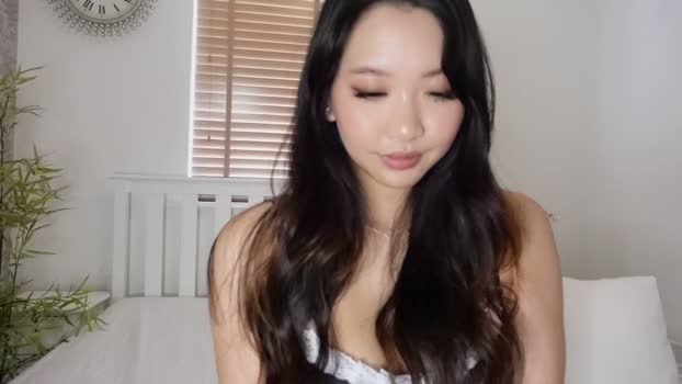 Miss_ReinaT MyFreeCams Female 02-04-2025