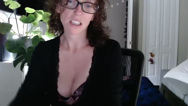 Sarah_Stark MyFreeCams Female 02-04-2025