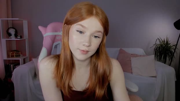 leahsthetics Chaturbate Female 02-04-2025