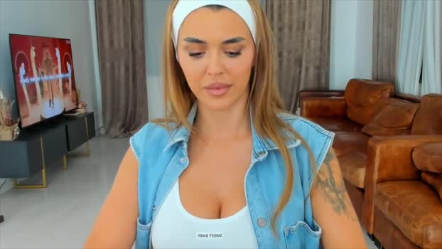 DJMonica MyFreeCams Female 03-04-2025