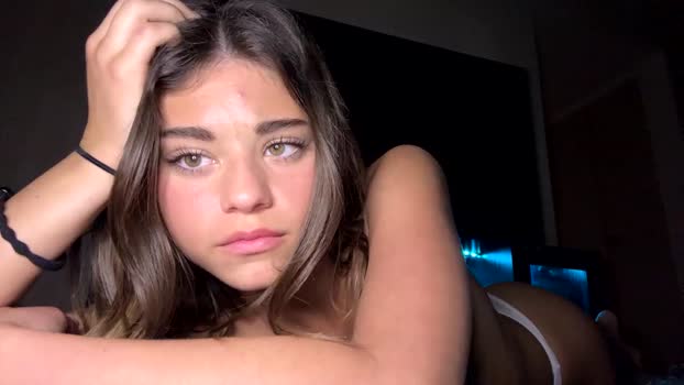 chloeeey1 Chaturbate Female 03-04-2025