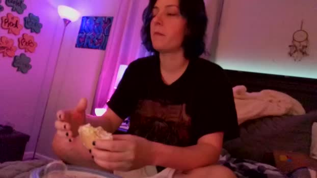 BirthdayBEACH MyFreeCams Female 04-04-2025